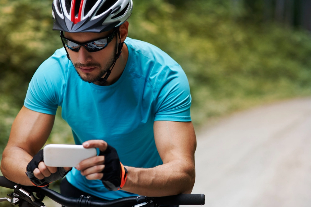 Budget Betting Strategies for Amateur Cycling Races